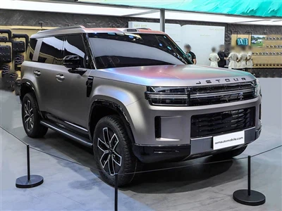 Представлений флагманський позашляховик Jetour T8 із інтелектуальною системою водіння