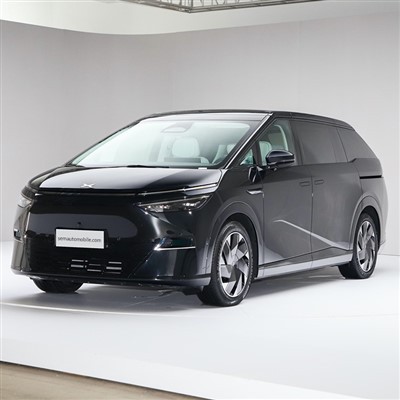 Xiaopeng X9 4WD EV MPV